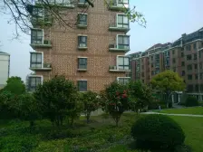 七号线地铁口品质小区+三开间朝南户型+带横院诚意卖