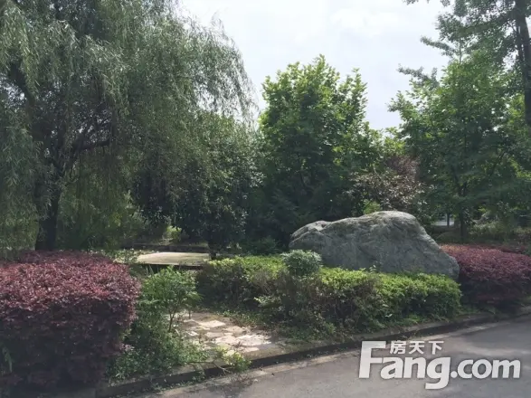 高尔夫山庄碧湖园实景图