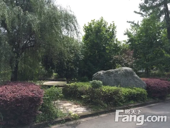 高尔夫山庄碧湖园实景图