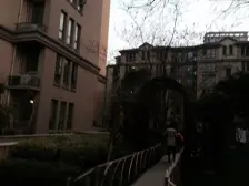 该房自住 花园社区 楼层视野好 诚意出售 价位可谈