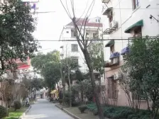 一门关,带天井,配套齐全,地理位置好