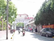 本地人房子,层高3米,总价低,户型好,诚意出售