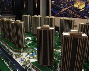 房东诚心出售,楼层高视野好。自主保养的好。