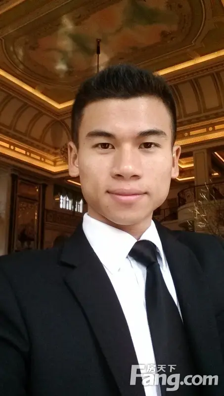 热线:400-890-0000 转    138607  网上售楼处:何永涛的网上旗舰店铺